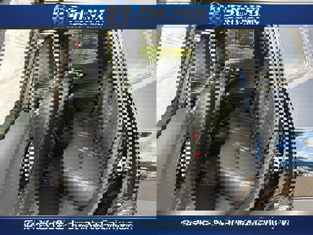 New 2026 Jeep Compass Latitude image 13