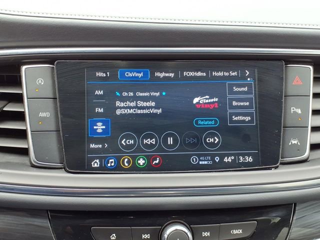 Used 2023 Buick Enclave Essence image 25