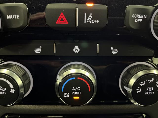 New 2026 RAM 1500 4x4 Crew Cab image 7