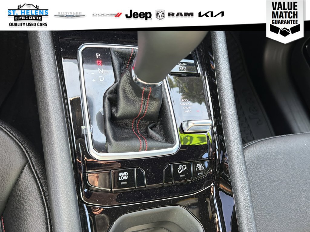 Used 2026 Jeep Compass Trailhawk AWD/4WD image 25