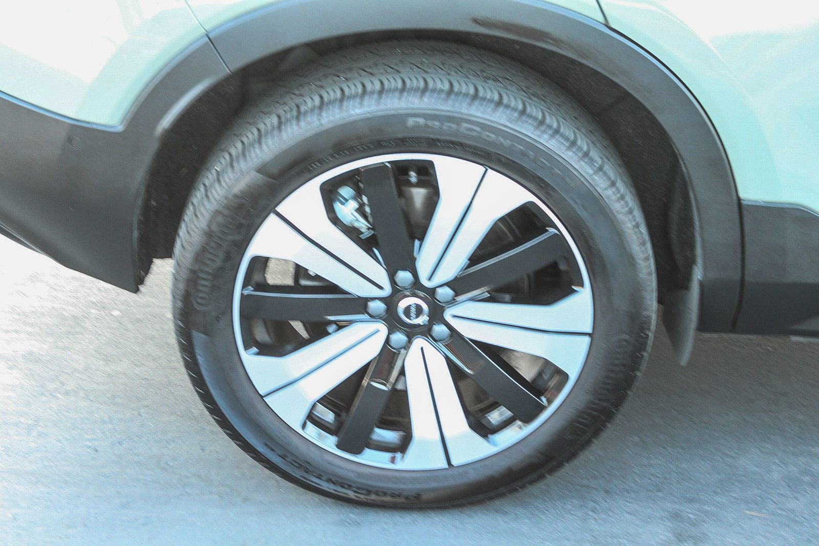 Used 2023 Volvo C40 P8 Recharge Plus w/ Protection Package Premier AWD/4WD image 11
