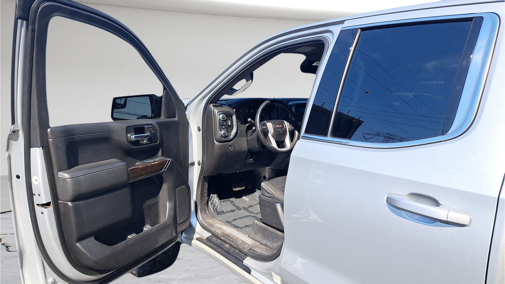 Used 2021 GMC Sierra 1500 SLE w/ Remote Start Package AWD/4WD image 9