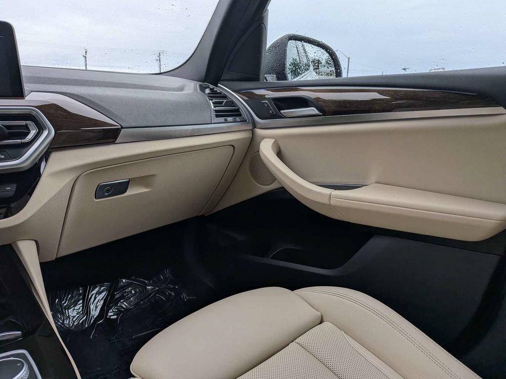 Used 2022 BMW X3 sDrive30i w/ Premium Package 2 RWD image 17