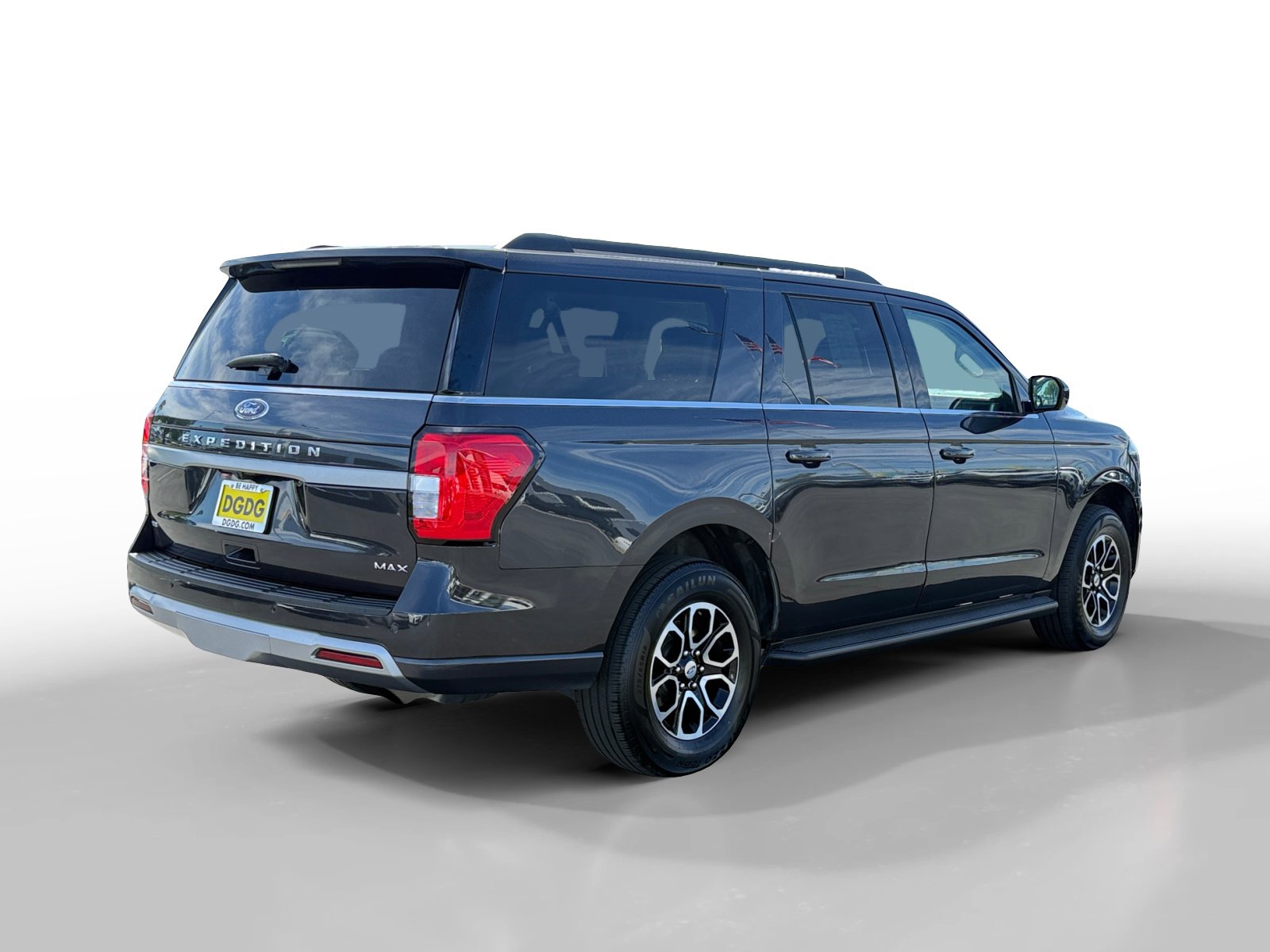 Used 2024 Ford Expedition Max XLT image 5