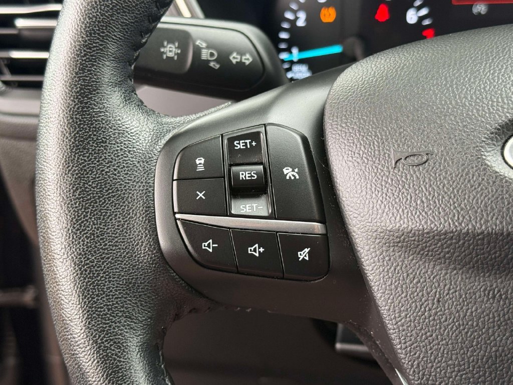 Used 2020 Ford Escape SEL FWD image 31
