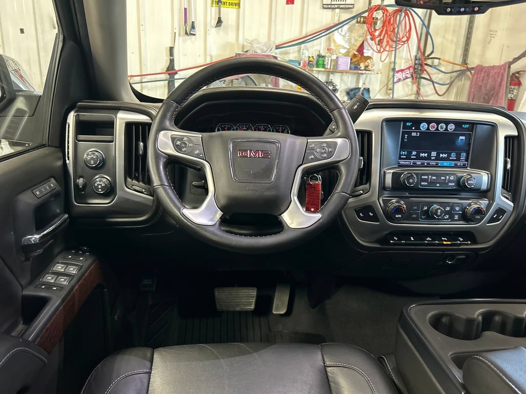 Used 2018 GMC Sierra 1500 SLT w/ SLT Premium Package AWD/4WD image 17