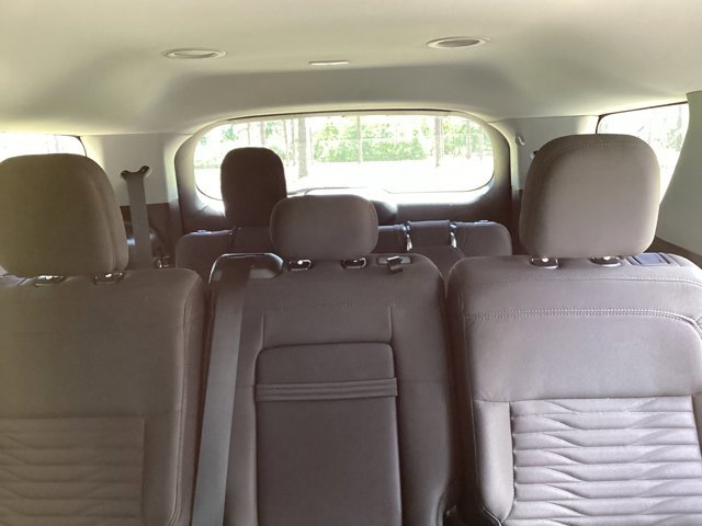 Used 2020 Ford Explorer XLT w/ Class III Trailer Tow Package image 13