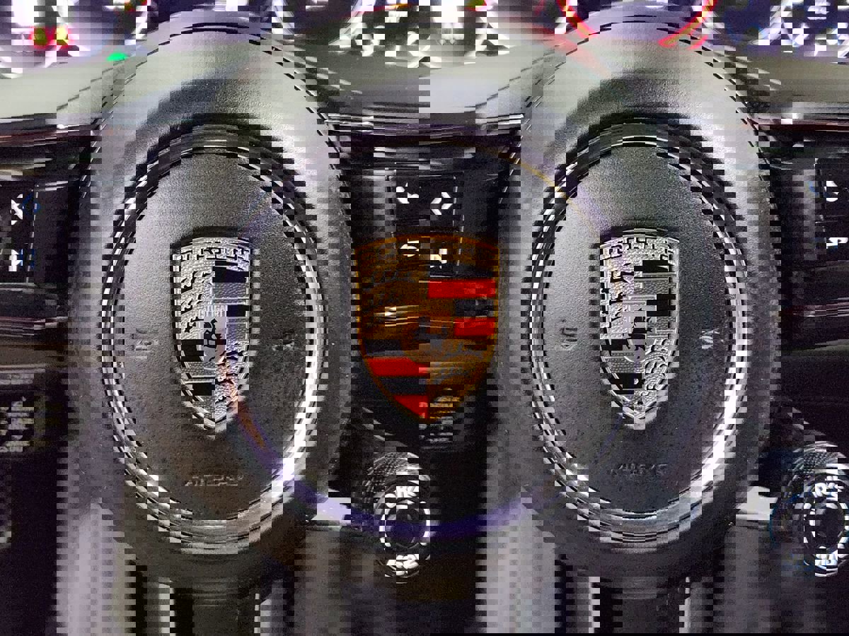 Used 2023 Porsche Panamera image 49