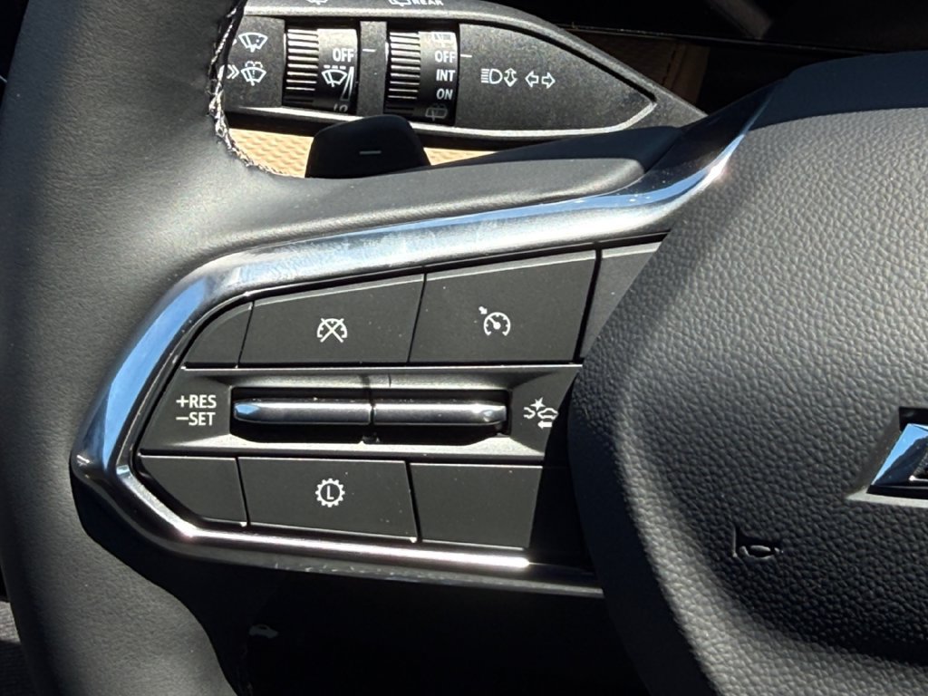New 2026 Chevrolet Equinox ACTIV FWD image 20