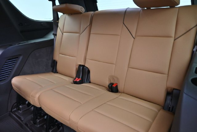 New 2026 Cadillac Escalade Luxury w/ Touring Package AWD/4WD image 17