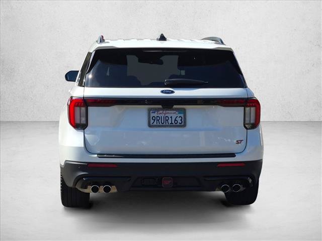Used 2025 Ford Explorer ST AWD/4WD image 7