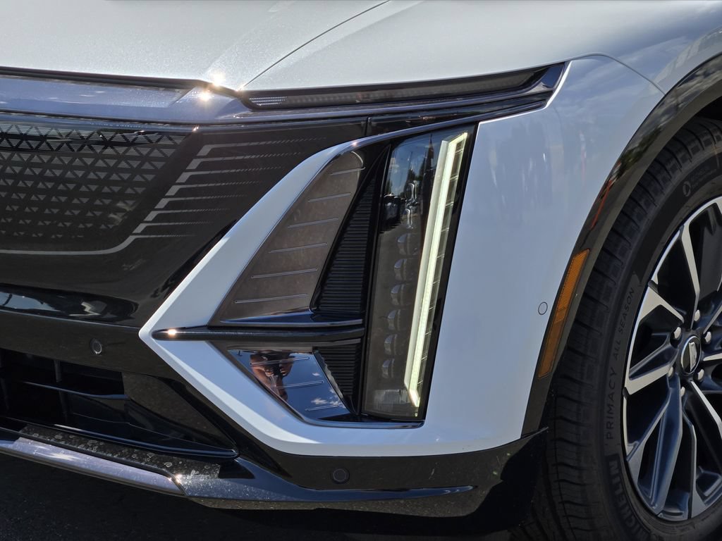 New 2026 Cadillac Lyriq Sport AWD/4WD image 5