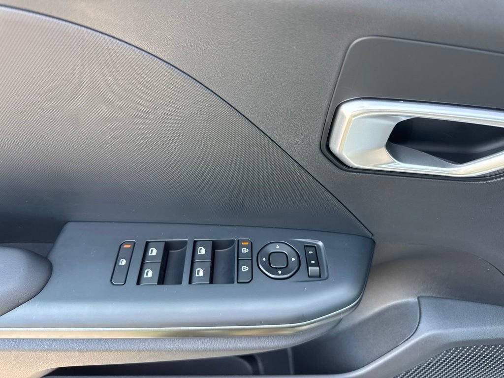 New 2026 Kia K4 FWD image 8