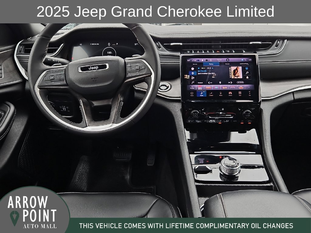 Used 2025 Jeep Grand Cherokee Limited AWD/4WD image 20