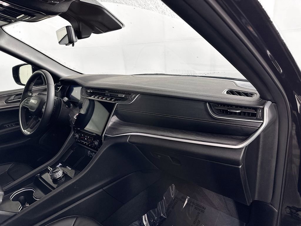 Certified 2024 Jeep Grand Cherokee L Limited w/ Luxury Tech Group II image 43