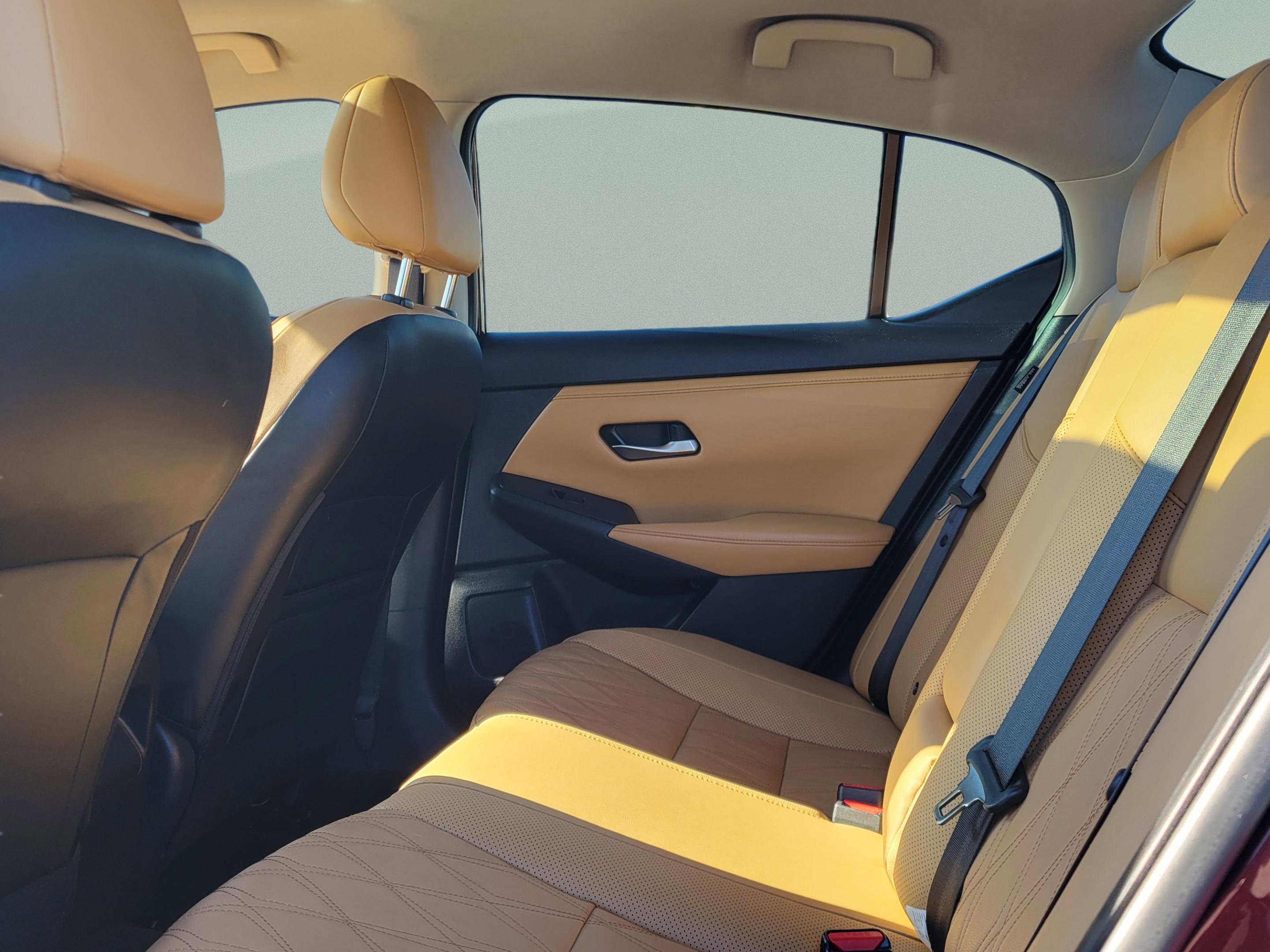 Certified 2022 Nissan Sentra SV w/ SV Premium Package image 8