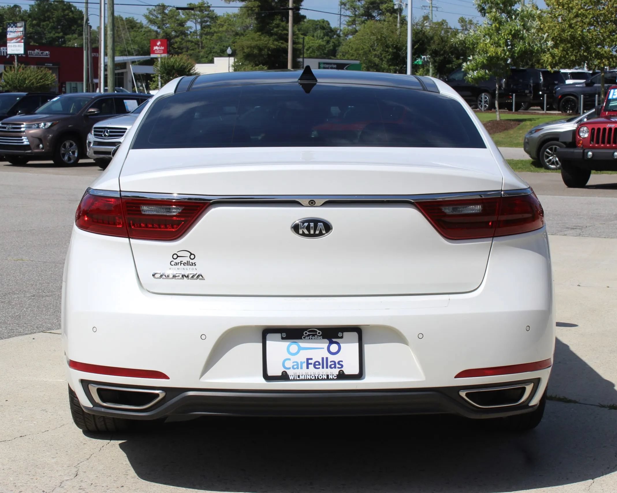 Used 2019 Kia Cadenza Technology FWD image 4