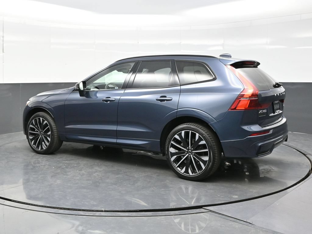 New 2026 Volvo XC60 B5 Ultra w/ Climate Package AWD/4WD image 4