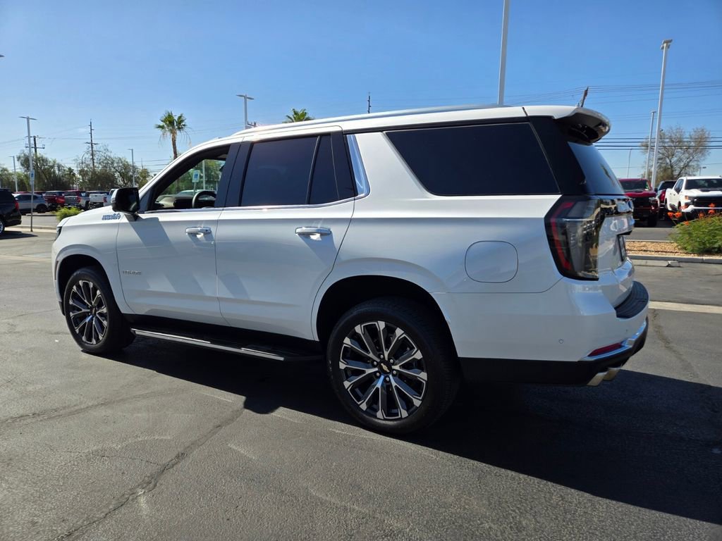 Used 2025 Chevrolet Tahoe High Country AWD/4WD image 4
