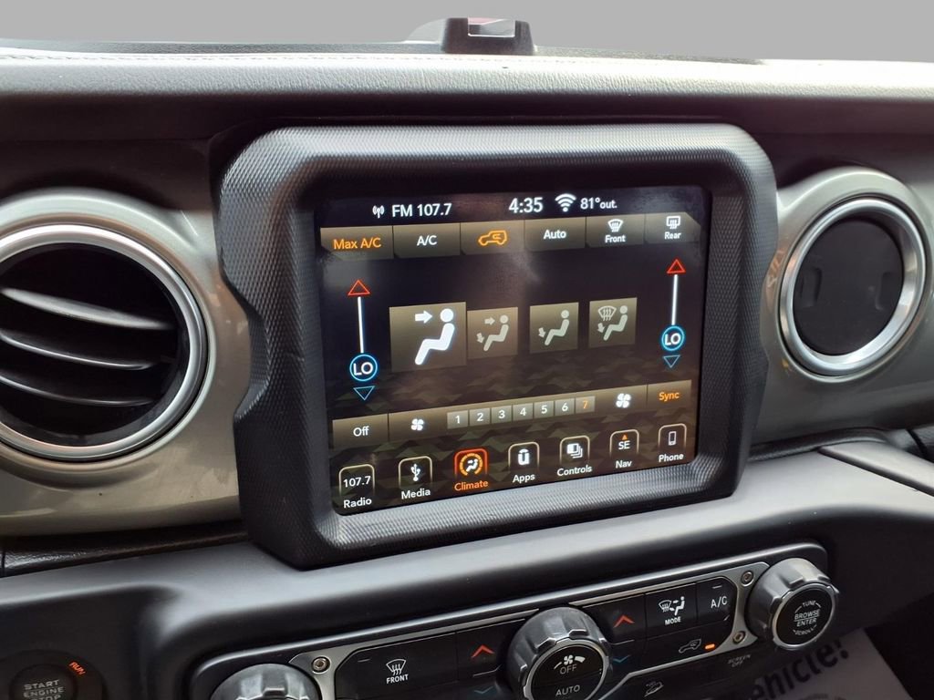 Used 2019 Jeep Wrangler Unlimited Sahara w/ Uconnect 4C Nav & Sound Group image 5