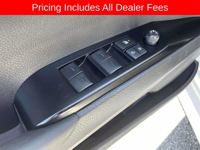 Used 2025 Toyota Camry LE FWD image 19