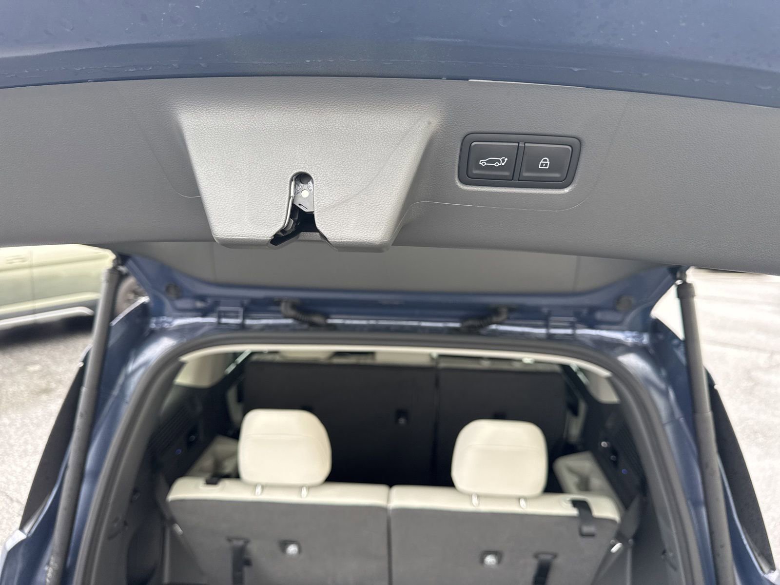 Used 2026 Hyundai Santa Fe SEL image 11
