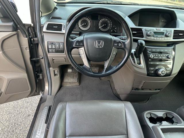 Used 2013 Honda Odyssey Touring Elite image 29