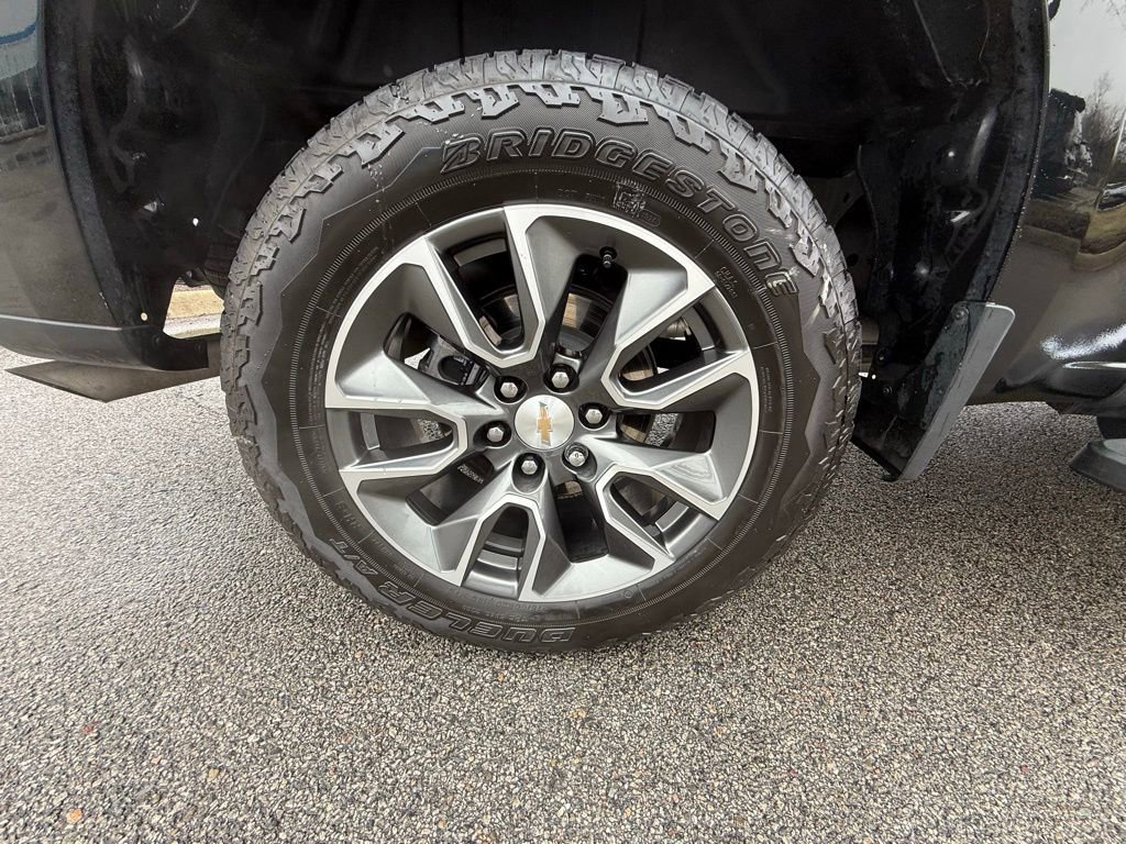 Used 2024 Chevrolet Silverado 1500 LT image 35