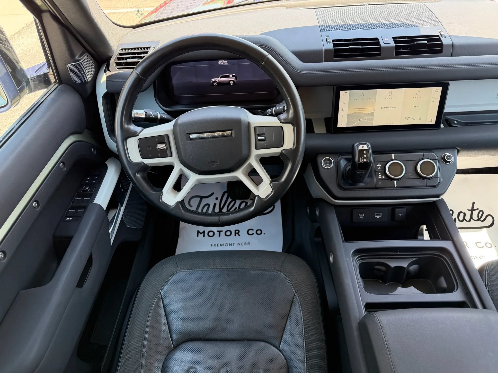 Used 2020 Land Rover Defender 110 SE AWD/4WD image 10
