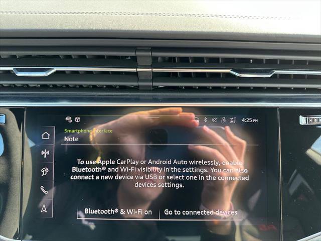 Certified 2025 Audi RS Q8 performance AWD/4WD image 17