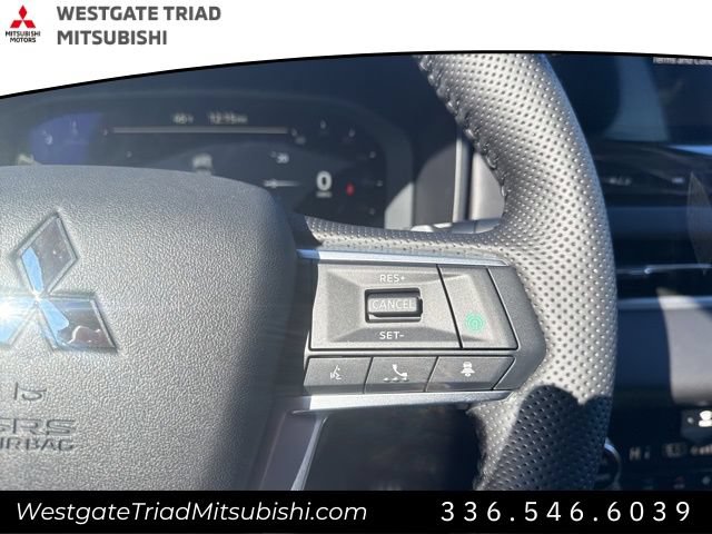 New 2026 Mitsubishi Outlander SEL FWD image 19