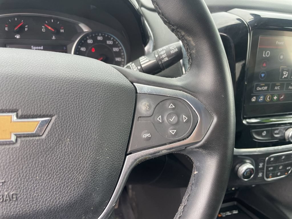 Used 2023 Chevrolet Traverse LT AWD/4WD image 17