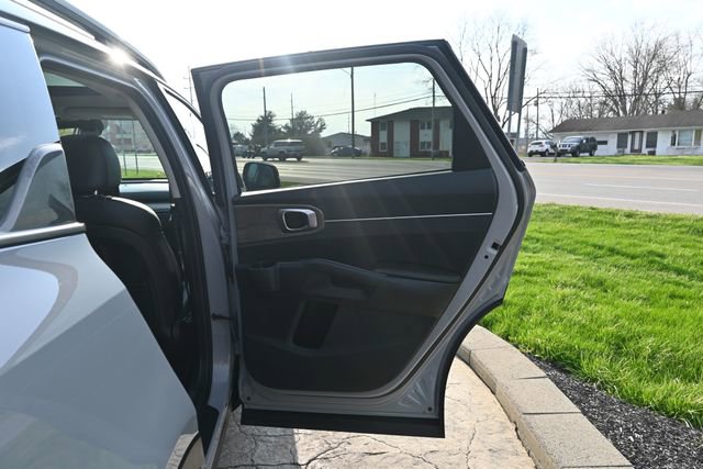 Used 2022 Kia Sorento S w/ Panoramic Sunroof Package image 20