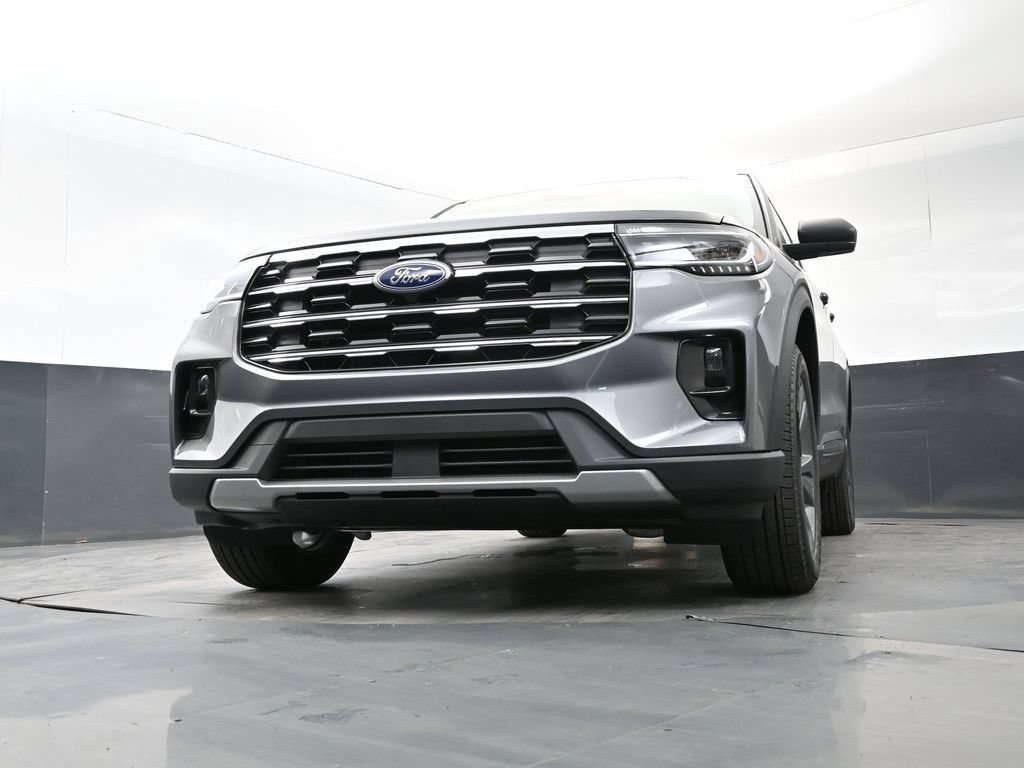 New 2026 Ford Explorer Active w/ Active Comfort Package AWD/4WD image 12