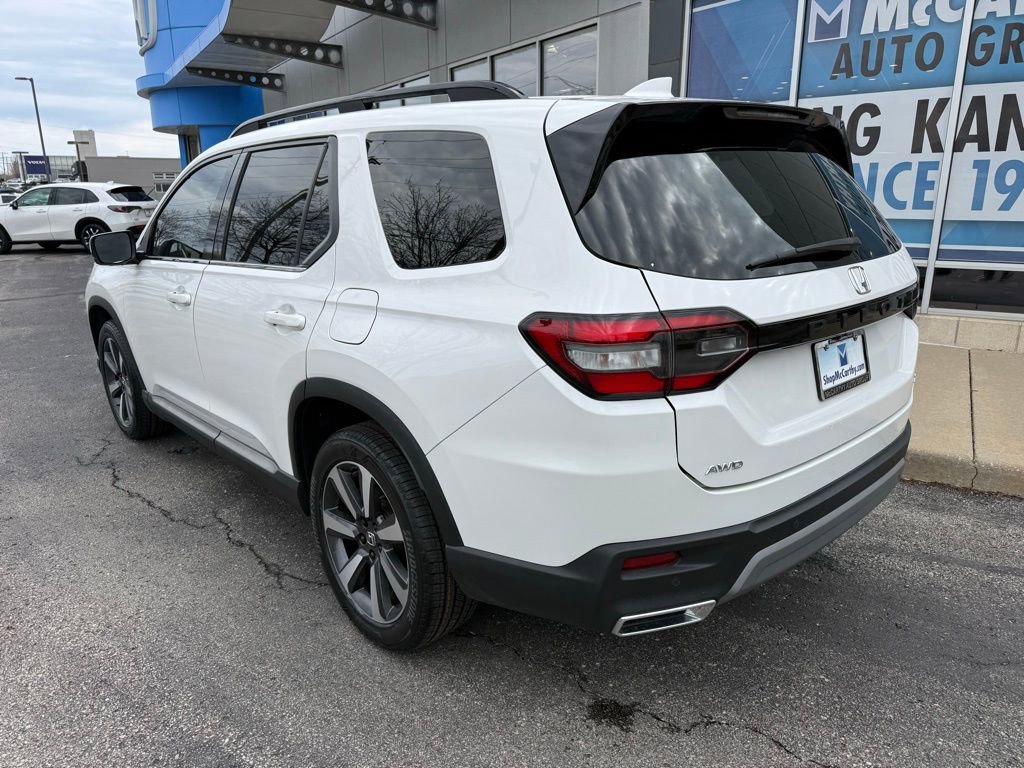 Used 2023 Honda Pilot Elite image 15
