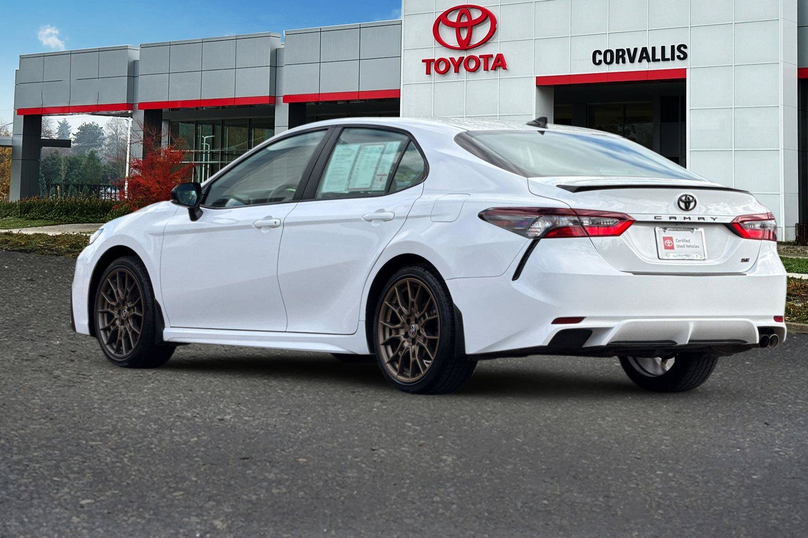 Certified 2024 Toyota Camry SE FWD image 6