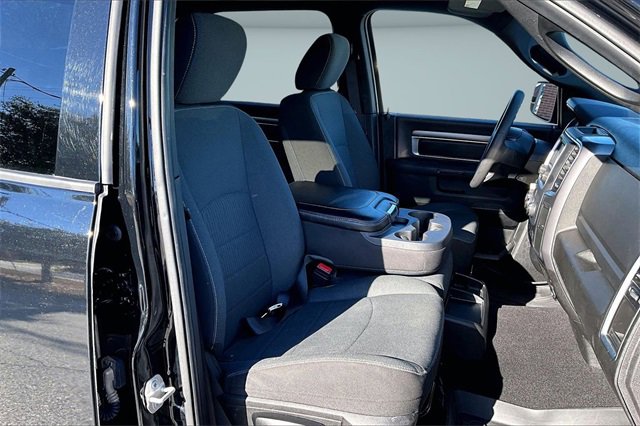 Used 2024 RAM 1500 Classic Warlock image 29