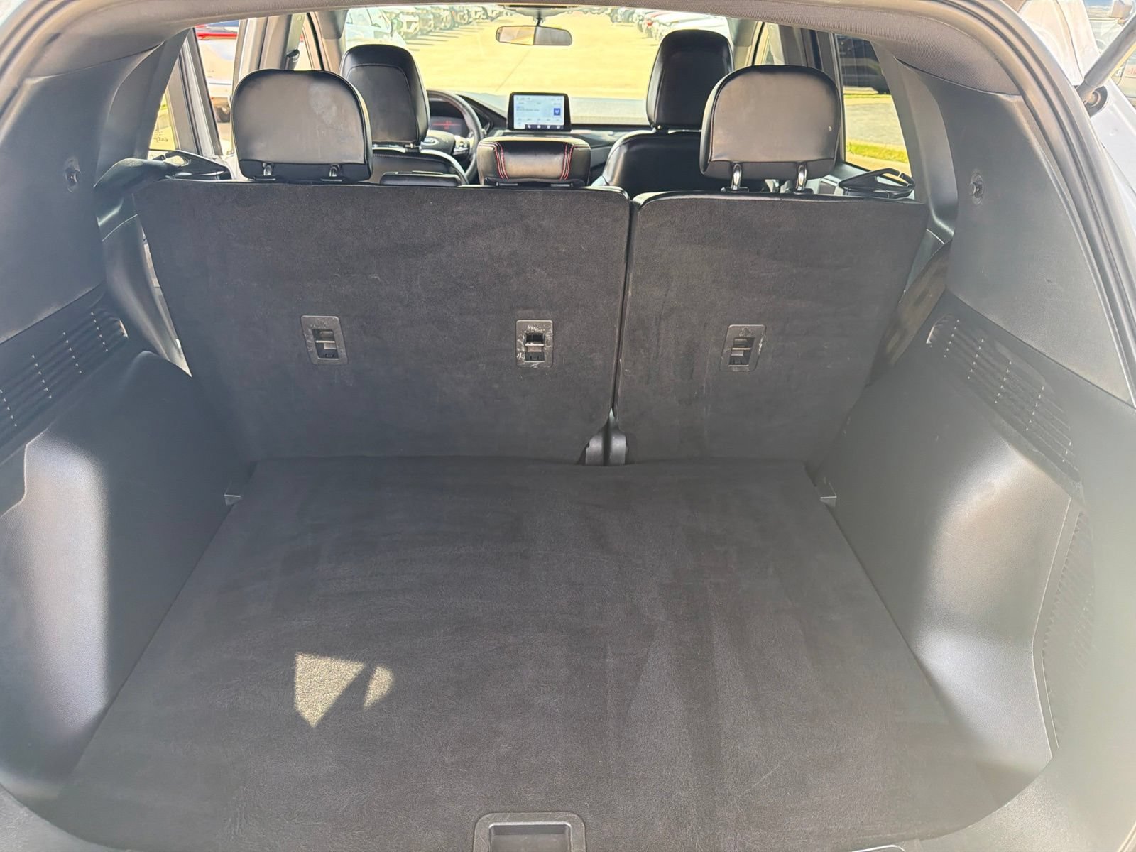 Used 2025 Ford Escape ST-Line FWD image 16