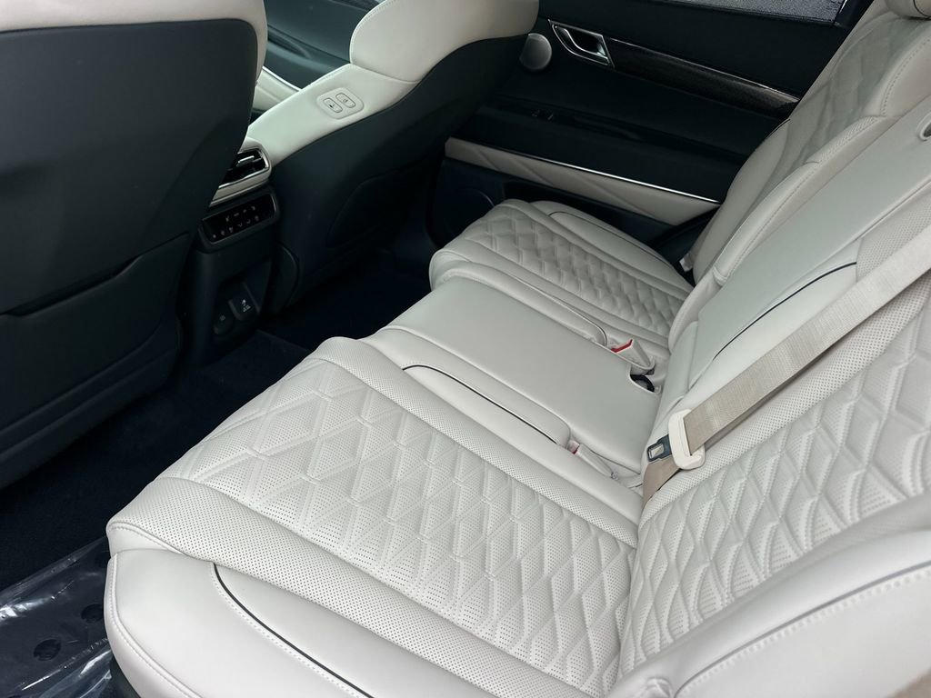 New 2026 Genesis GV80 3.5T e-SC image 12