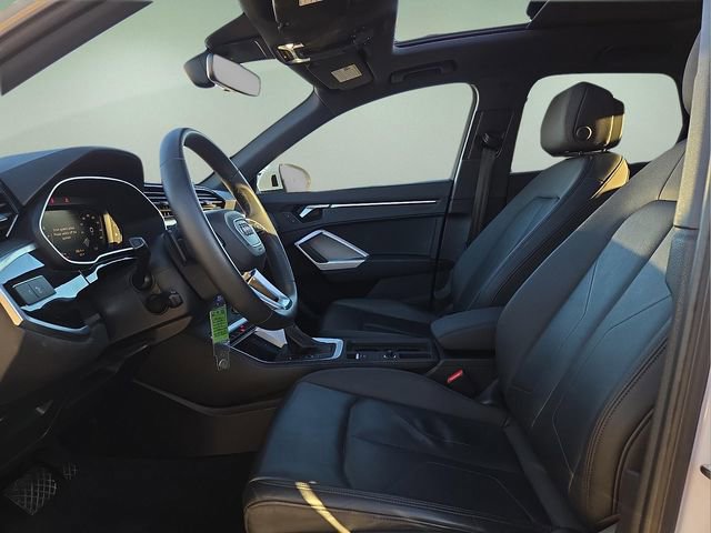 Used 2025 Audi Q3 2.0T Premium image 22