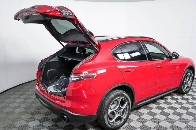 New 2026 Alfa Romeo Stelvio Sprint AWD/4WD image 27