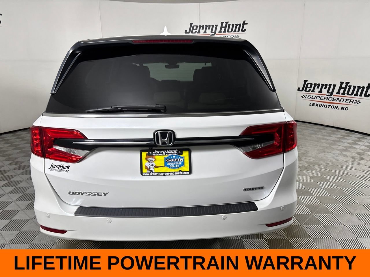 Used 2023 Honda Odyssey Touring image 5