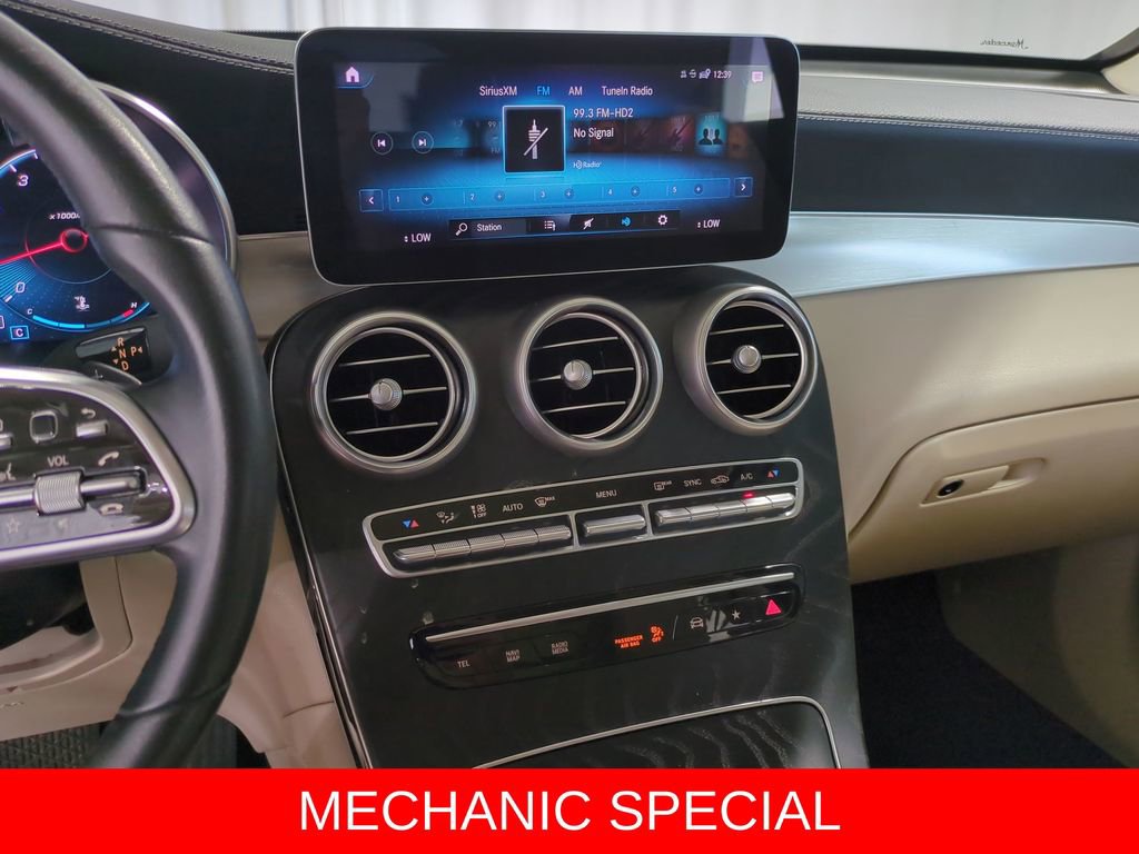 Used 2020 Mercedes-Benz GLC 300 w/ Parking Assistance Package image 25