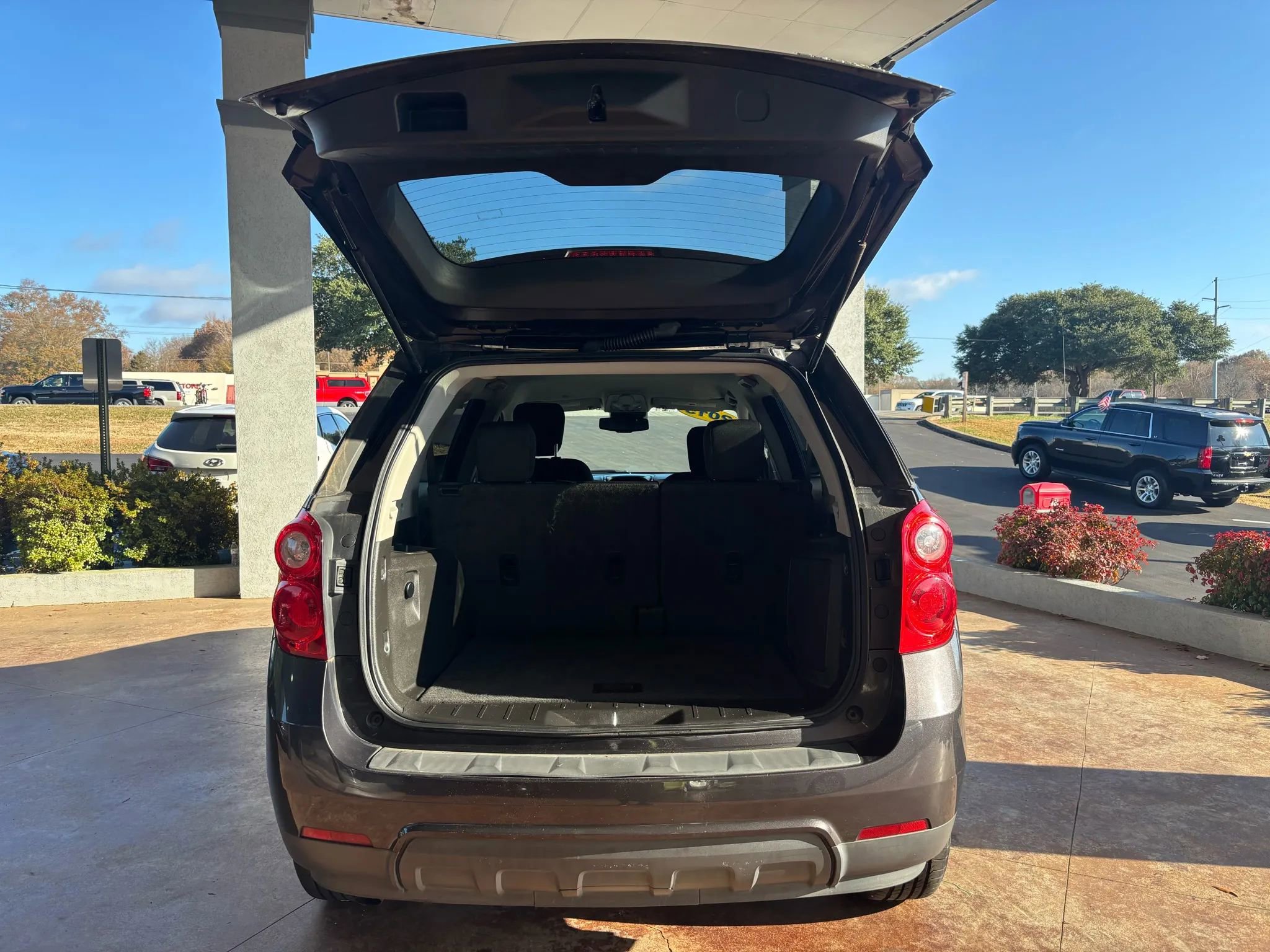 Used 2015 Chevrolet Equinox LT w/ Driver Convenience Package image 21