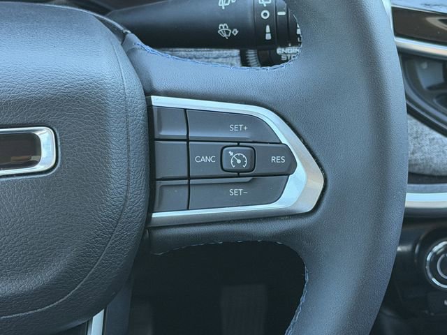 Used 2022 Jeep Compass Latitude image 15