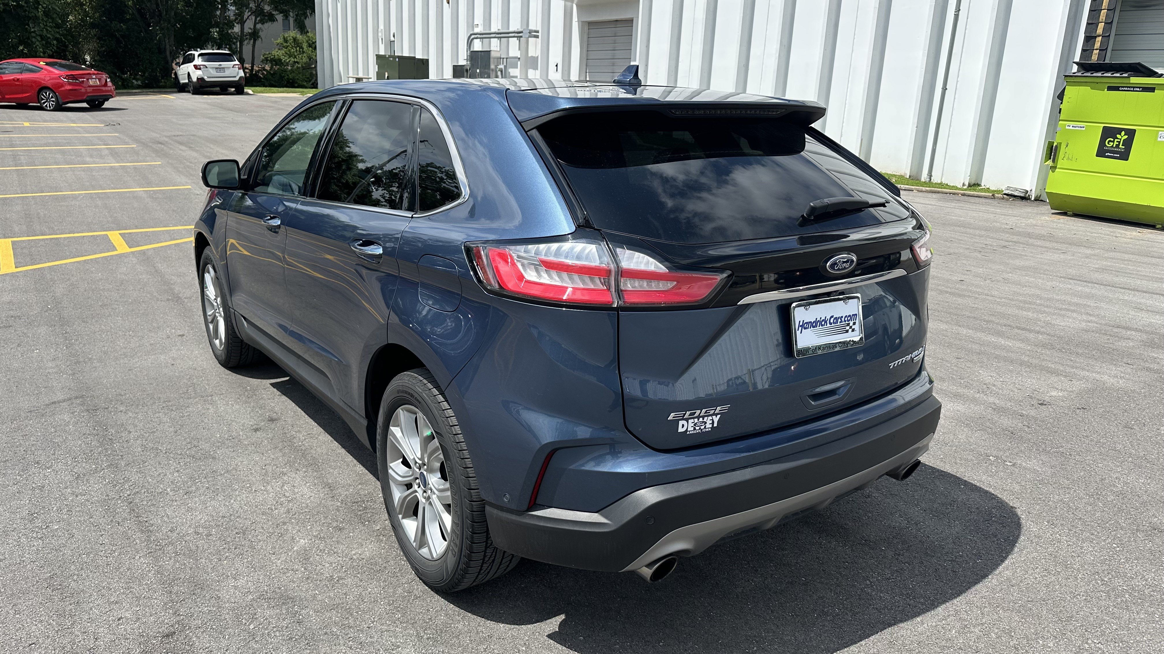 Used 2019 Ford Edge Titanium w/ Equipment Group 301A AWD/4WD image 9