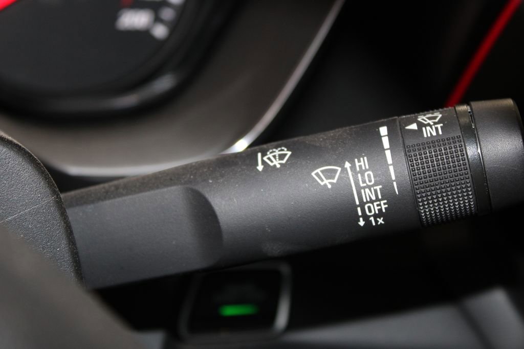 Used 2018 Chevrolet Camaro SS RWD image 19