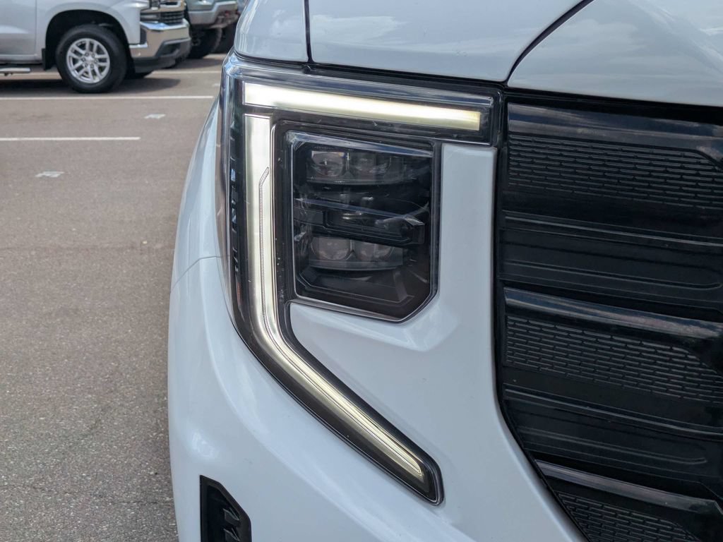 Used 2023 GMC Sierra 1500 Elevation AWD/4WD image 11