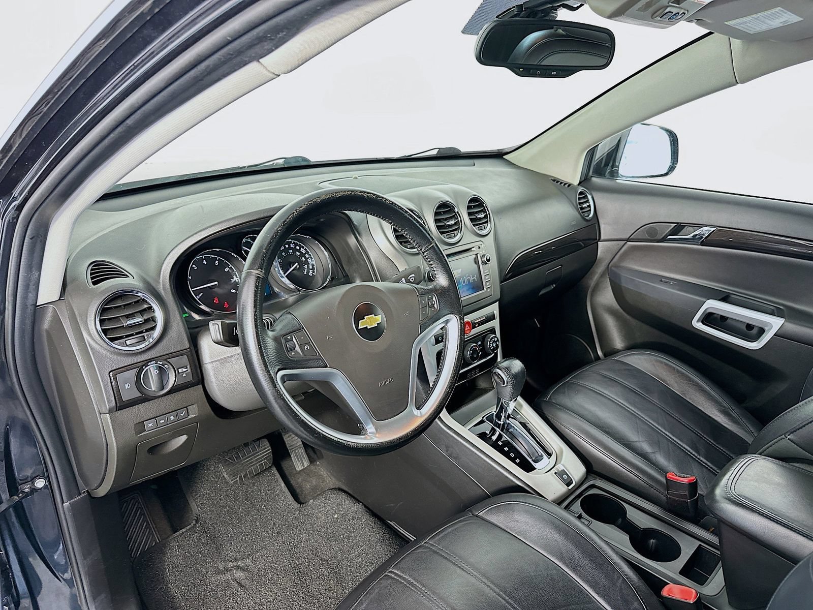 Used 2014 Chevrolet Captiva Sport LTZ FWD image 9