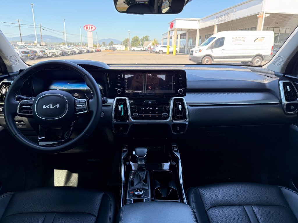Certified 2023 Kia Sorento SX AWD/4WD image 23